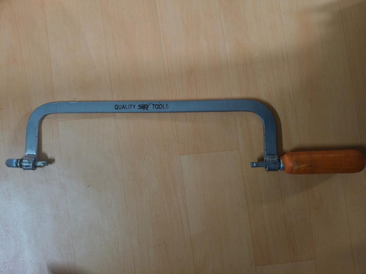 Hacksaw frame