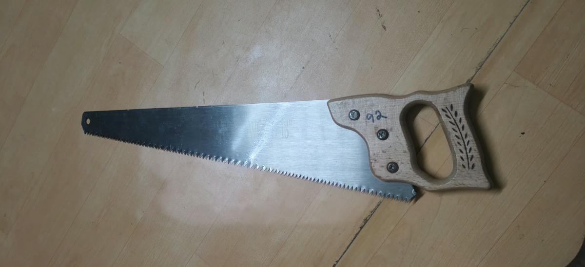 Wood-handle hand saw